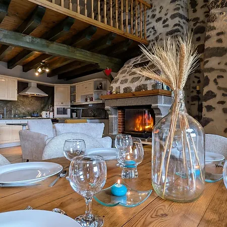 Σπίτι διακοπών Ancien Corps De Ferme Avec Vue Imprenable - 4 Pers. - Fr-1-582-545 Polignac (Haute-Loire)