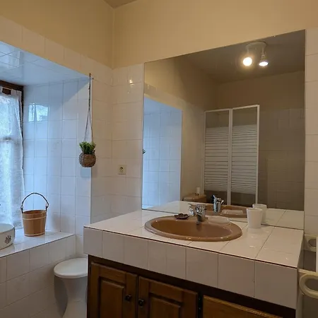 Ancien Corps De Ferme Avec Vue Imprenable - 4 Pers. - Fr-1-582-545 * Polignac (Haute-Loire)