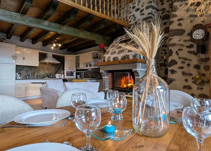 Дом отдыха Ancien Corps De Ferme Avec Vue Imprenable - 4 Pers. - Fr-1-582-545 Polignac (Haute-Loire)